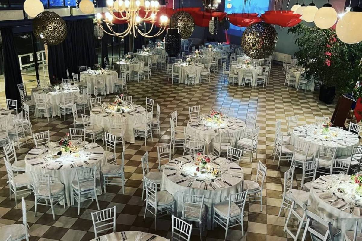 Salón Zagreb - Croata - foto 11