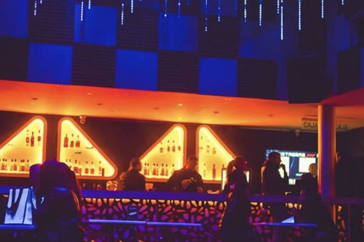 Aura Club