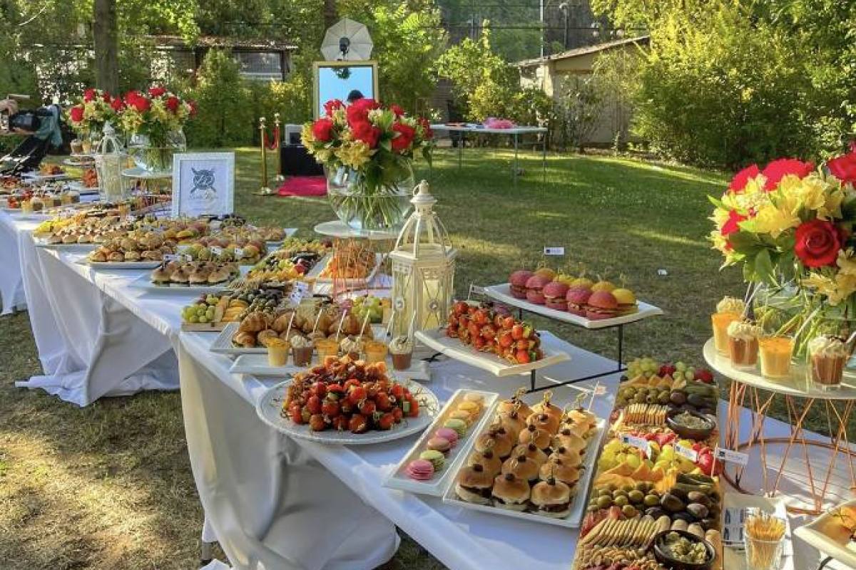 Loreto Rojas Producciones - Buffet